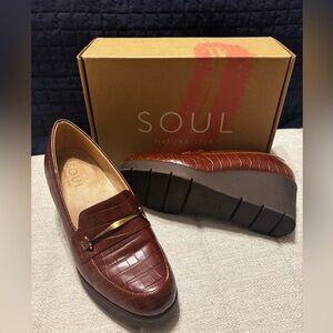 SOUL Naturalizer Croc-Embossed Brown Loafers